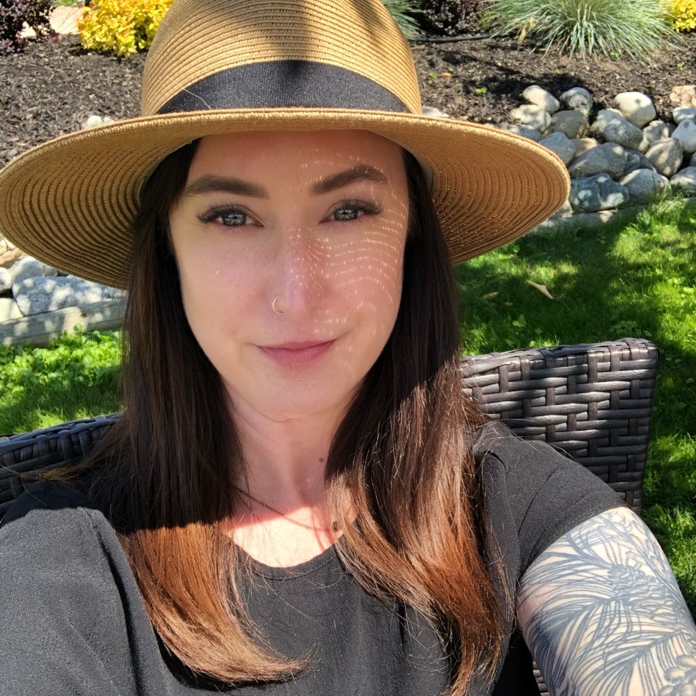 Meet your Posher, Allison